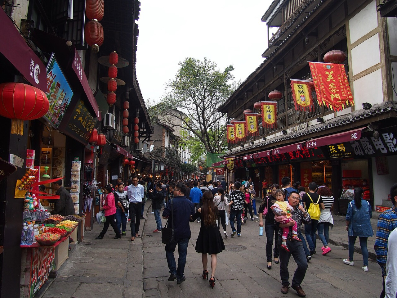 The crowded main lane of Ciqikou old town, Chongqing