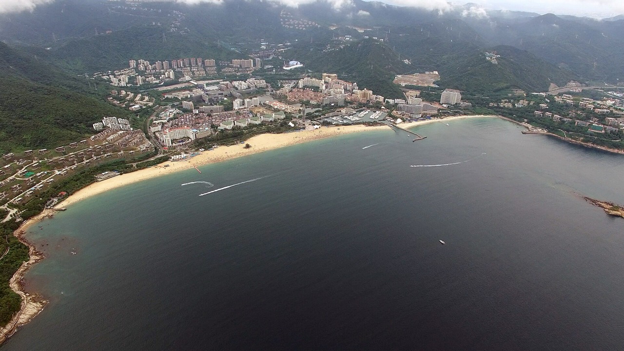 Beach on the Dapeng Peninsula, eastern Shenzhen